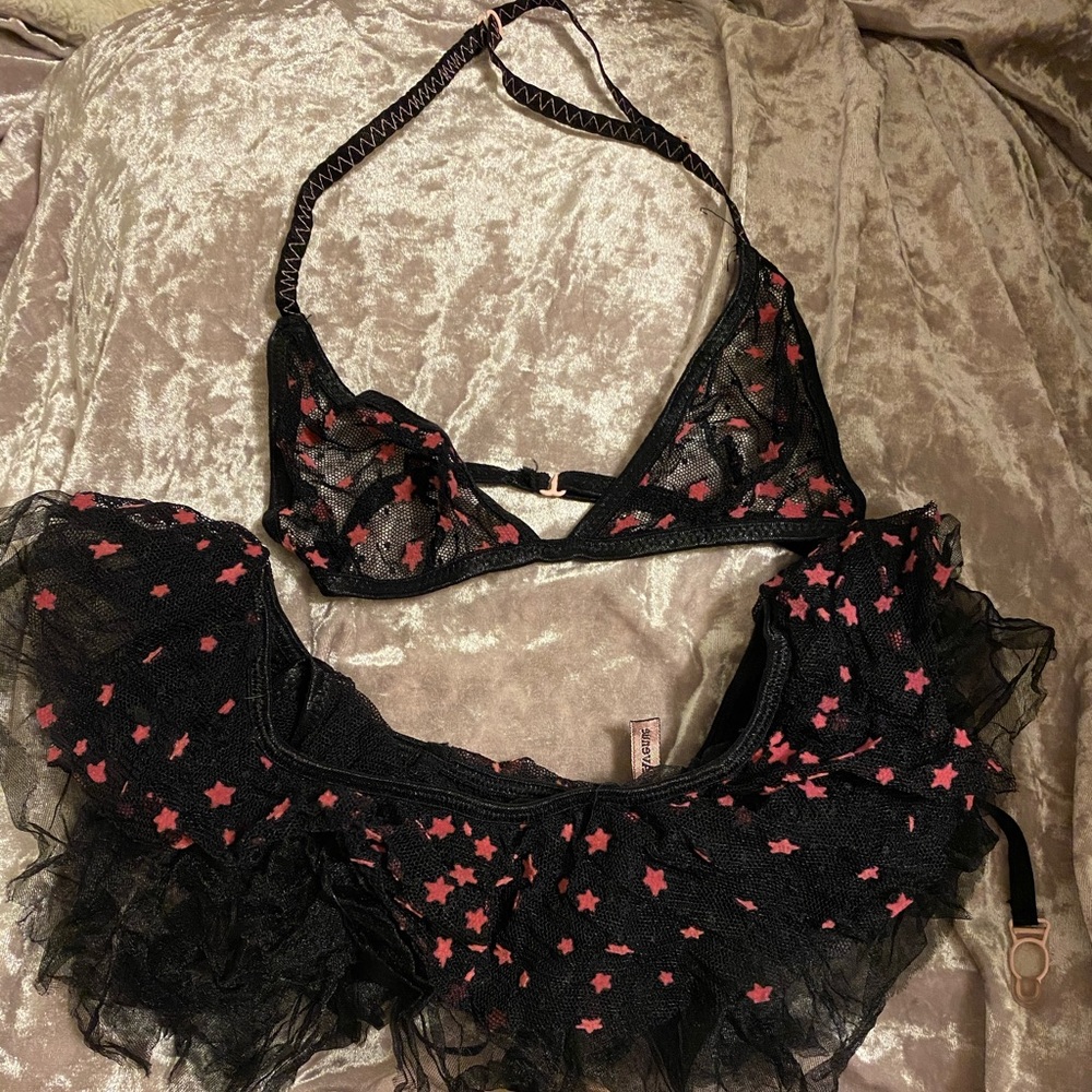 New Black and pink sexy cute lingerie set